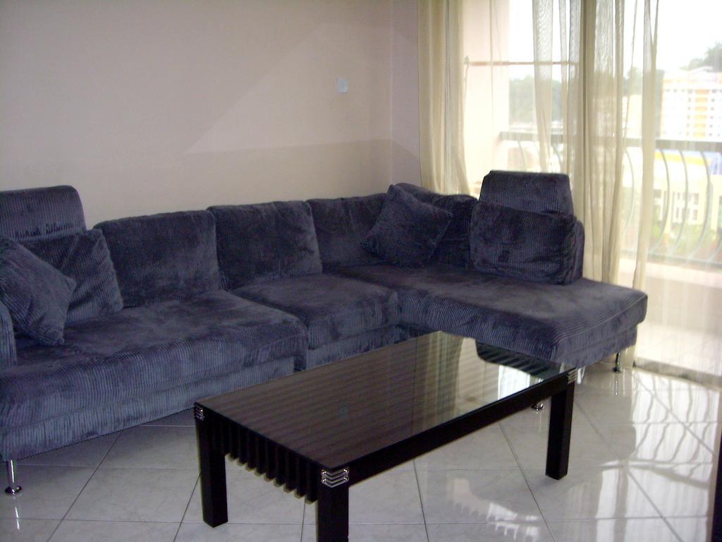 Dorcas Service Apartment - Marina Court Kota Kinabalu Exterior foto