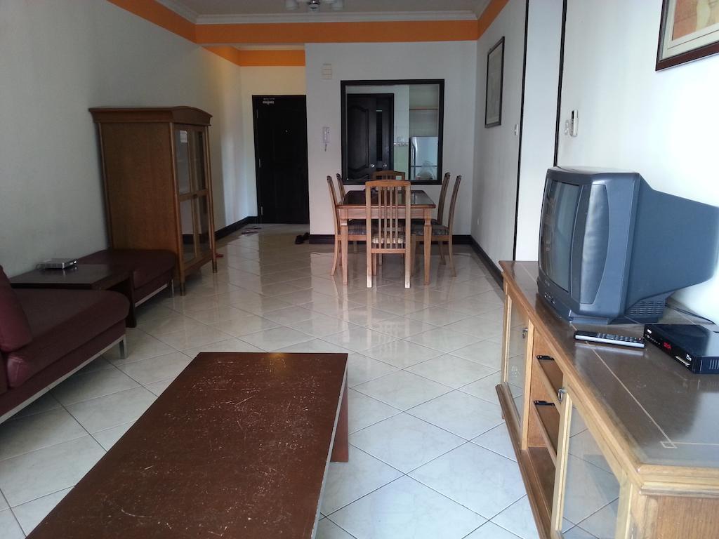 Dorcas Service Apartment - Marina Court Kota Kinabalu Exterior foto